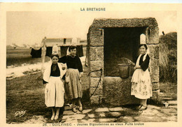 Le Guilvinec * Jeunes Bigoudennes Au Vieux Puits Breton * Coiffe - Guilvinec