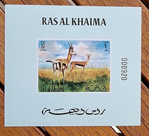 RAS AL KHAIMA Gazelle, Cervidé Mammiferes, Yvert N° 82 Bloc De Luxe  Gommé (sheet Of Luxe) ** MNH - Autres & Non Classés