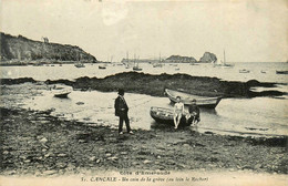 Cancale * Un Coin De La Grève * Au Loin Le Rocher - Cancale