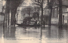 CPA - 94 - BRY SUR MARNE - Inondation De Janvier 1910 - Rue De La Mairie - Animation Barque - FM - Bry Sur Marne