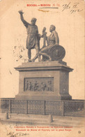 CPA RUSSIE MOSCOU MONUMENT DE MININE ET POJARSKY SUR LA PLACE ROUGE - Russland