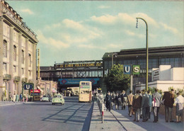 A18039 - BAHNHOF FRIEDRICHSTRASSE BERLIN POST CARD UNUSED - Friedrichshain