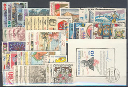 Tchécoslovaquie Lot Avec Timbres Obliteré - Collections, Lots & Séries