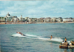 85. LES SABLES D'OLONNE. CPSM.  SKI NAUTIQUE DEVANT LA PLAGE. - Water-skiing