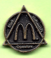 Pin's Mac Do McDonald's Black Operators - 9J06 - McDonald's