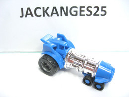 Delcampe - KINDER 2003  705222 AUTO TRAKTOR POWER RACE ALLEMAND  SANS OHNE WITHOUT BPZ - Steckfiguren