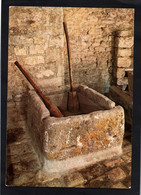 Delcampe - (RECTO / VERSO) VALOGNES - N° 1 - MUSEE REGIONAL DU CIDRE - PILAGE DES POMMES - CUVE A PILER - Ed. LE GOUBEY - CPSM GF - Valognes