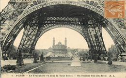 75 - PARIS  - Le Trocadero Vu Sous La Tour Eiffel - District 16