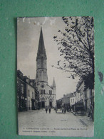 CARQUEFOU. LOIRE ATLANTIQUE. LES ATTELAGES. ROUTE DE NORT ET PLACE DE L'EGLISE. - Carquefou