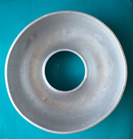 Ancien Moule à Savarin En Aluminium - Dishes