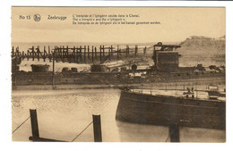 Zeebrugge   L'Intrépide Et L'Iphigénir Coulés Dans Le Chenal     Editeur J Revyn N° 15 - Zeebrugge