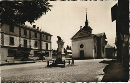 CPA GRESY-sur-ISERE La Place - L'Hotel De Ville - L'Eglise (1193288) - Gresy Sur Isere