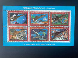 Madagascar Madagaskar 1989 / 1996 Mi. 1799b 1804b Klb Gold Overprint 20e Anniversaire 1er Vol Concorde Avion Airplane - Concorde