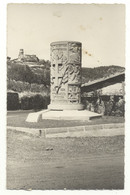 63/ CPSM - Volvic - Le Monument Aux Morts - Volvic