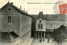 Château Du Loir * La Cour De L'école Supérieure De Jeunes Filles - Chateau Du Loir