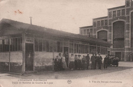 CPA L'ECLAIRAGE ELECTRIQUE - USINE DE MATERIEL DE GUERRE DE LYON - VUE DU BUREAU D'EMBAUCHE - Industry