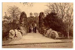 Delcampe - PARIS 19° --1909-- Buttes Chaumont --L'Entrée Du Pont Suspendu (animée) .......à Saisir - Paris (19)
