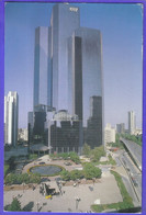 Delcampe - Carte Postale 92. La Défence  La Tour ELF   Très Beau Plan - La Defense