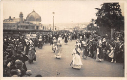 06-NICE- CARTE-PHOTO- CARNAVAL- GROUPE DE PORNICAISES - Karneval