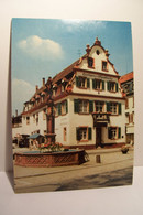 Delcampe - OFFENBURG  - In Baden  Einhornapotheke  Mit Neptun-Brunnen  ( FONTAINE ) ( Pas De Reflet Sur L'original ) - Offenburg