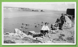 Delcampe - Sagres - REAL PHOTO - Senhoras Na Fortaleza. Faro. Portugal. - Faro