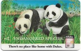 Delcampe - Singapore - Privates Dulux Endangered Species - Panda - 2SICB - 53.000ex, Used - Singapur