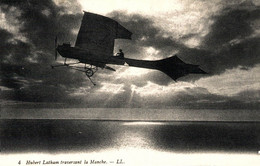 Delcampe - CARTE D'AUTREFOIS  TRANSPORTS ET COMMUNICATIONS  - PICARDIE  L'AVION DE LATHAM FLOTTE SUR L'EAU - Picardie