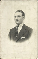 Delcampe - Portrair D'un Jeune Homme , Carte Photo - Männer