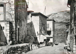 Delcampe - GOURDON VILLAGE - Un Coin Pittoresque. Une Pâtisserie. - Gourdon