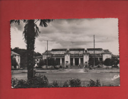Delcampe - CPSM Petit Format - Salies-du-Salat  -( Haute-Garonne) - Etablissement Thermal Et Casino - Salies-du-Salat