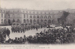 CPA - VERSAILLES - 1909 - OBSÈQUES DES VICTIMES DU DIRIGEABLE RÉPUBLIQUE (N° 2) - Funérailles