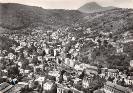 Delcampe - CPM - 63 - ROYAT - Vue Générale Sur Le Vieux Royat Et La Vallée - Royat