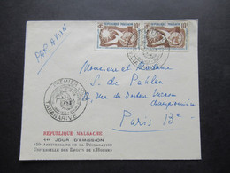 Delcampe - Frankreich Kolonie Madagaskar FDC 1958 Republique Malgache 10e Anniversaire De La Declaration Par Avion Nach Paris - Lettres & Documents
