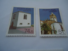 Delcampe - MADEIRA  PORTUGAL    2 MNH  BUILDING  CHURCH - Monuments
