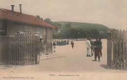 Delcampe - CPA (54 Meurthe Et Moselle)  Toul Baraquements Du 156 ème Animée Plan Rare - Toul