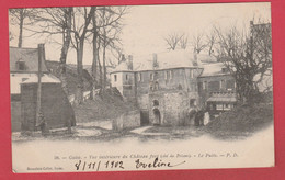 Delcampe - Guise - Vue Intérieure Du Château-fot - Le Puits - Précurseur -1902 ( Voir Verso ) - Guise