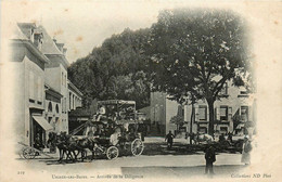 Uriage Les Bains * Arrivée De La Diligence , Sur La Place Du Village * Grand Restaurant Du Cercle - Uriage