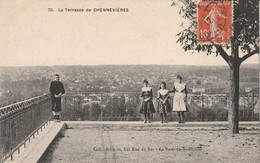 Delcampe - CPA (94 Val De Marne) La Terrasse De Chennevières Sur Marne - Chennevieres Sur Marne