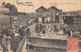 Delcampe - 78-POISSY- LA GARE ARRIVEE D'UN TRAIN - Poissy