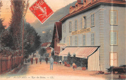 Delcampe - ALLEVARD-les-BAINS (Isère) - Rue Des Bains - Hôtel Du Dauphiné - Allevard