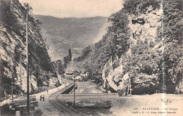 Delcampe - ALLEVARD-les-BAINS (Isère) - Les Gorges - Voie Ferrée - Précurseur - Allevard