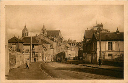 Caen * La Rue De Falaise - Caen