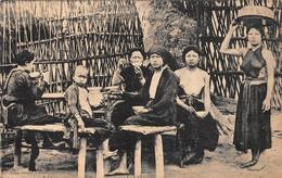 Delcampe - ¤¤   -  VIET-NAM   -  TONKIN   -  Femmes De Tirailleurs Devant Leur Repas      -   ¤¤ - Vietnam