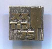 Rowing Kayak Canoe - XX TiD 1975. ICF Belgrade Yugoslavia, Vintage Pin Badge Abzeichen - Rudersport