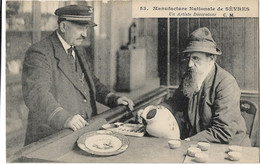 Delcampe - 92  Sevres -  Manufacture  Nationale De Sevres  -  Un Artiste Decorateur - Sevres