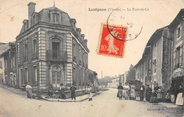 Delcampe - 22-3994 : LUSIGNAN. LA FON DE CE - Lusignan