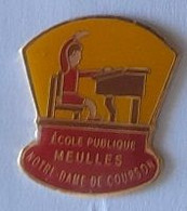 Pin' S  Ville, Education, ECOLE  PUBLIQUE  MEULLES, NOTRE  DAME  DE  COURSON  ( 14 ) - Administrations