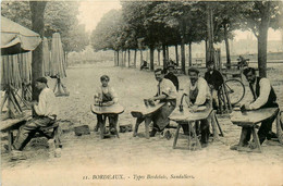 Bordeaux * Types Bordelais * Les Sandaliers * Artisans Artisanat Métier Chausseur - Bordeaux