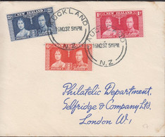 1937. New Zealand. Georg VI Coronation Complete Set On Small Cover To London.  (MICHEL 323-234) - JF432544 - Lettres & Documents