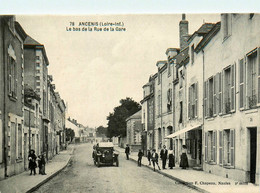 Ancenis * Le Bas De La Rue De La Gare * Automobile Voiture Ancienne - Ancenis